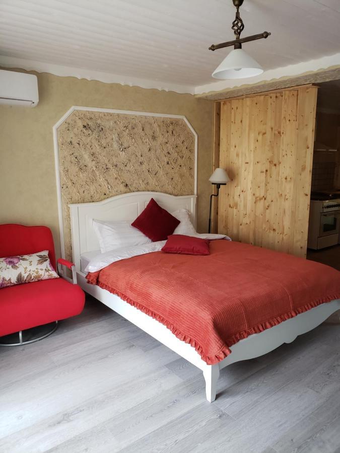 Phoenix Studio Bukarest Kültér fotó