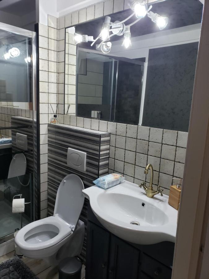 Phoenix Studio Bukarest Kültér fotó
