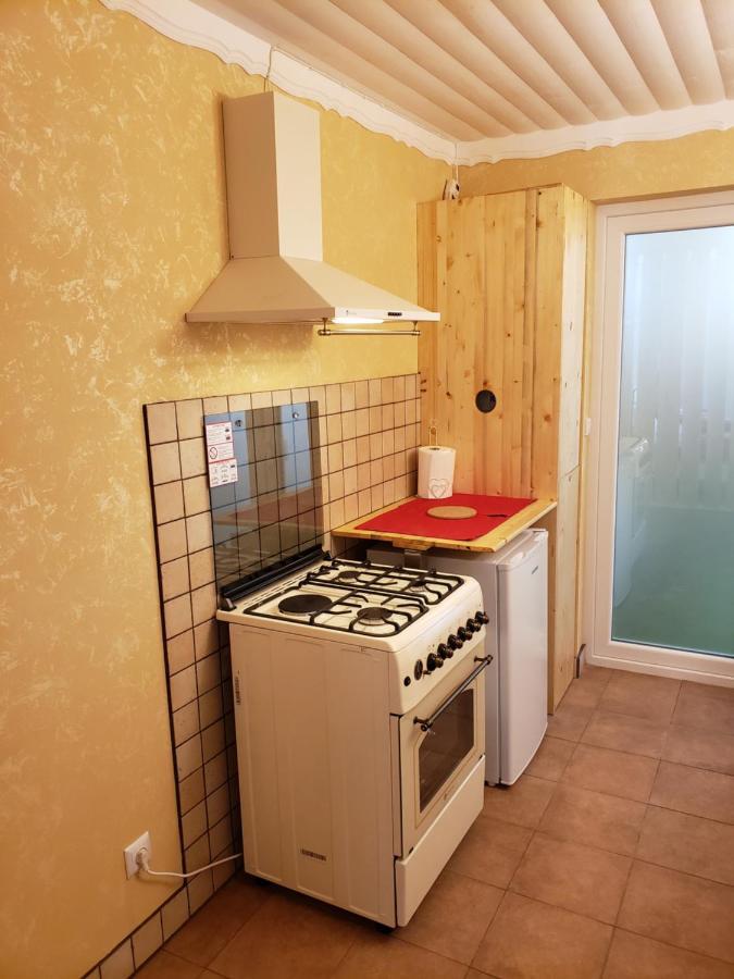 Phoenix Studio Bukarest Kültér fotó